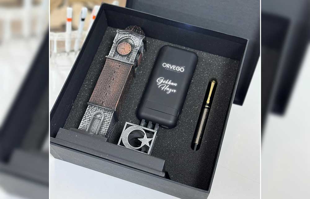 Powerbank ve Büyük Saat Hediye Seti 001