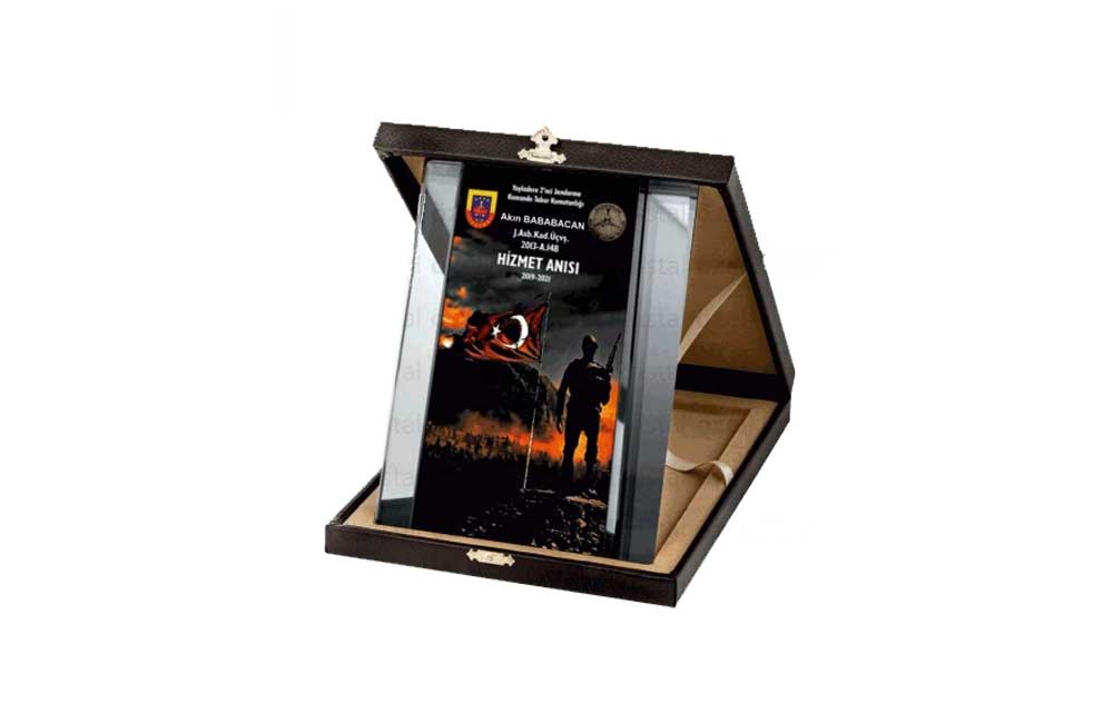 Askeri Deri Kutulu Kristal Plaket